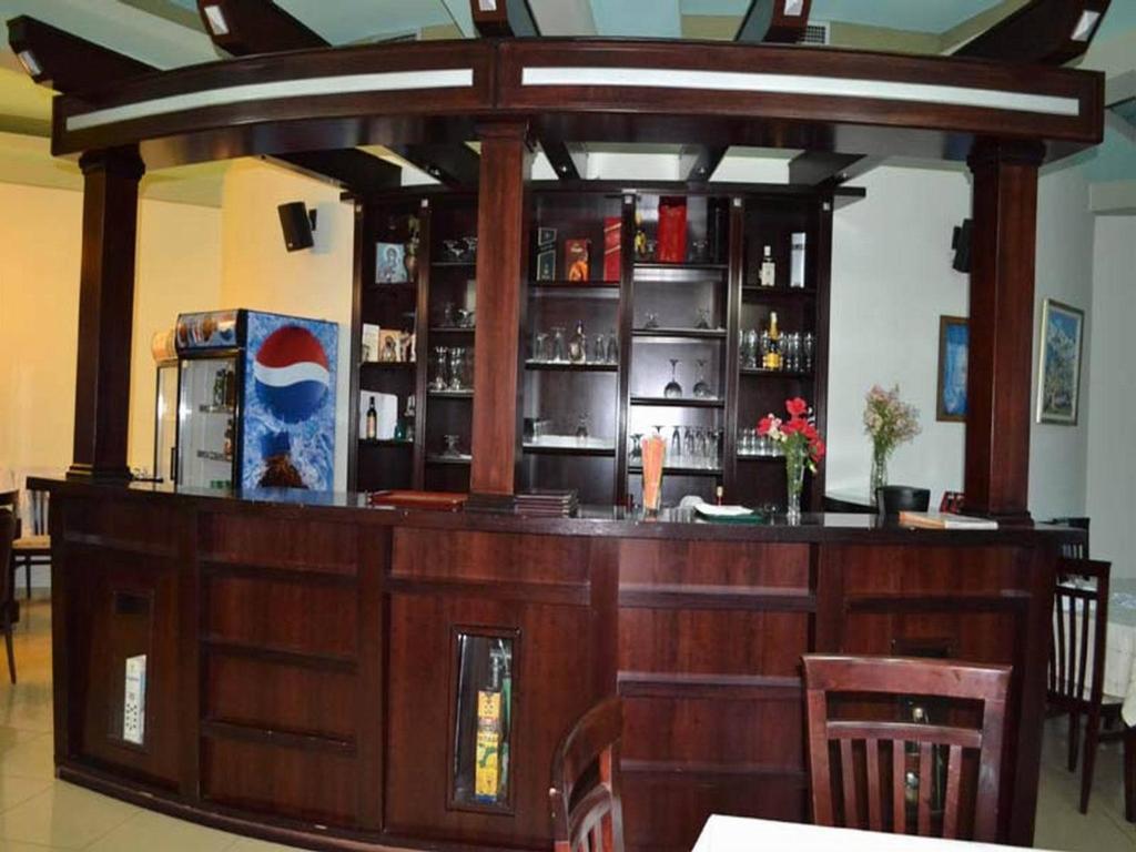 קורצ'ה Hotel George מראה חיצוני תמונה